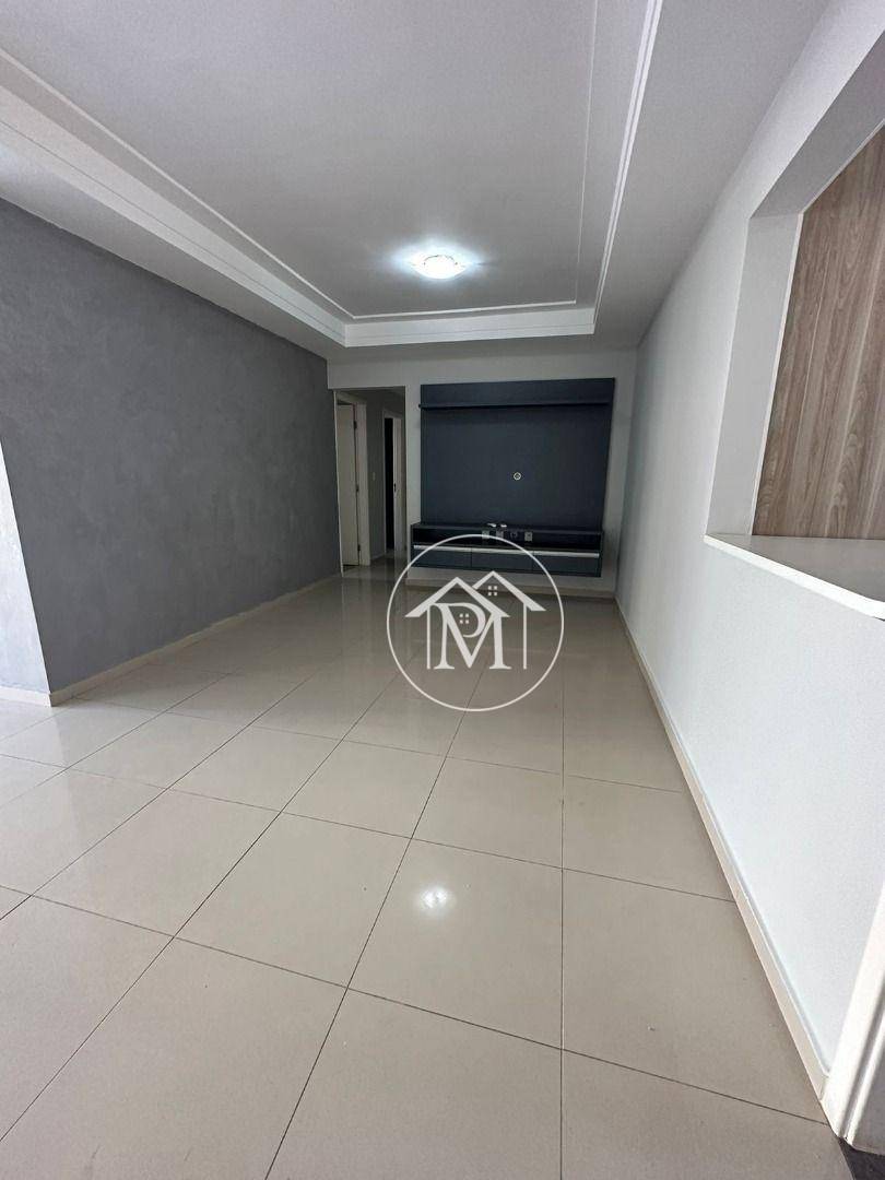 Apartamento à venda com 3 quartos, 123m² - Foto 2