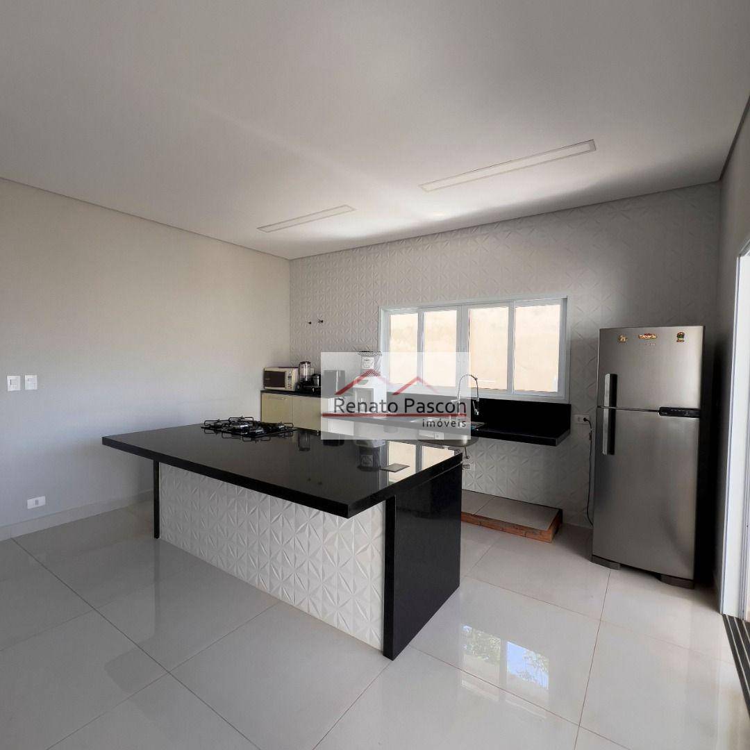 Sobrado à venda com 3 quartos, 273m² - Foto 3