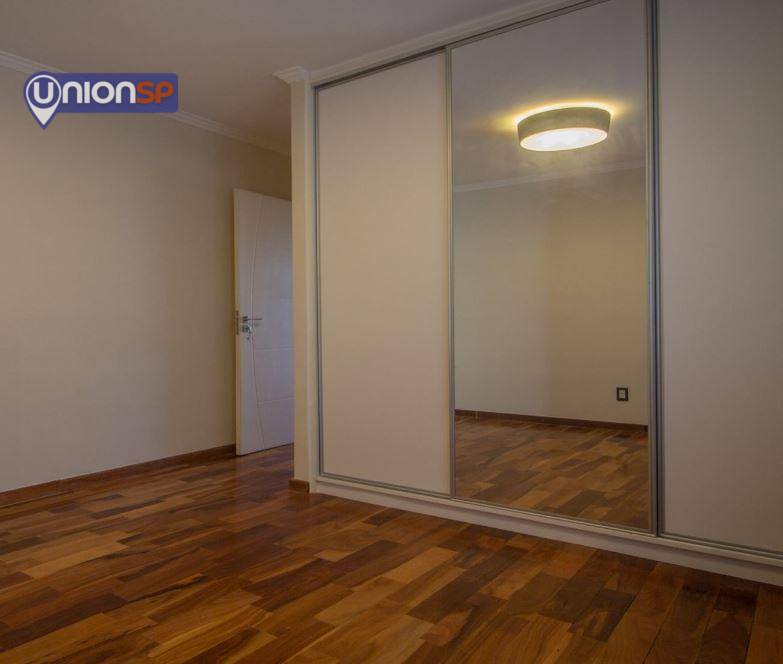 Apartamento à venda com 3 quartos, 143m² - Foto 9