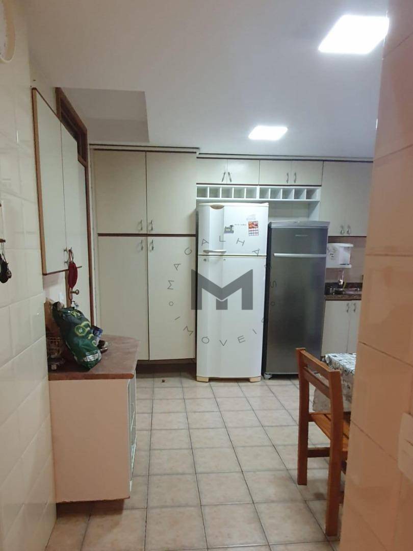 Apartamento à venda com 4 quartos, 130m² - Foto 8