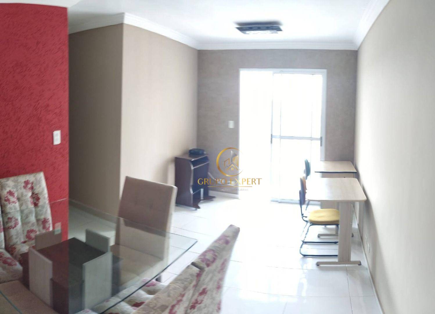 Apartamento à venda com 3 quartos, 71m² - Foto 2