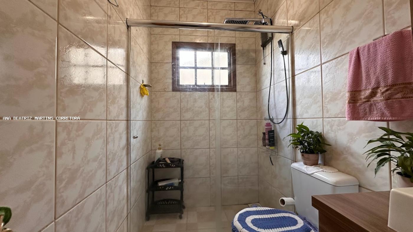 Casa à venda com 2 quartos, 300m² - Foto 13