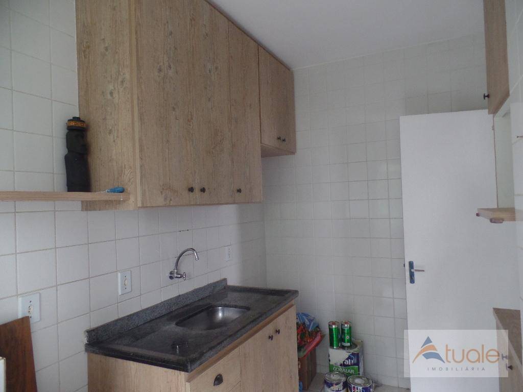 Apartamento para alugar com 2 quartos, 49m² - Foto 3