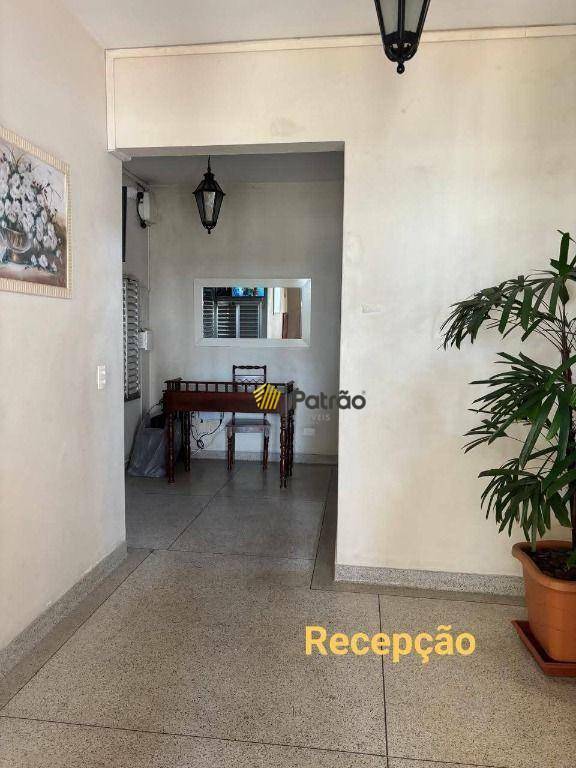 Apartamento à venda com 2 quartos, 60m² - Foto 12