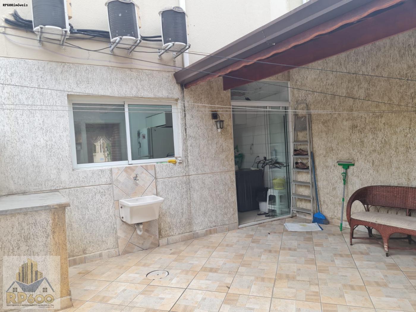 Sobrado à venda com 3 quartos, 114m² - Foto 18