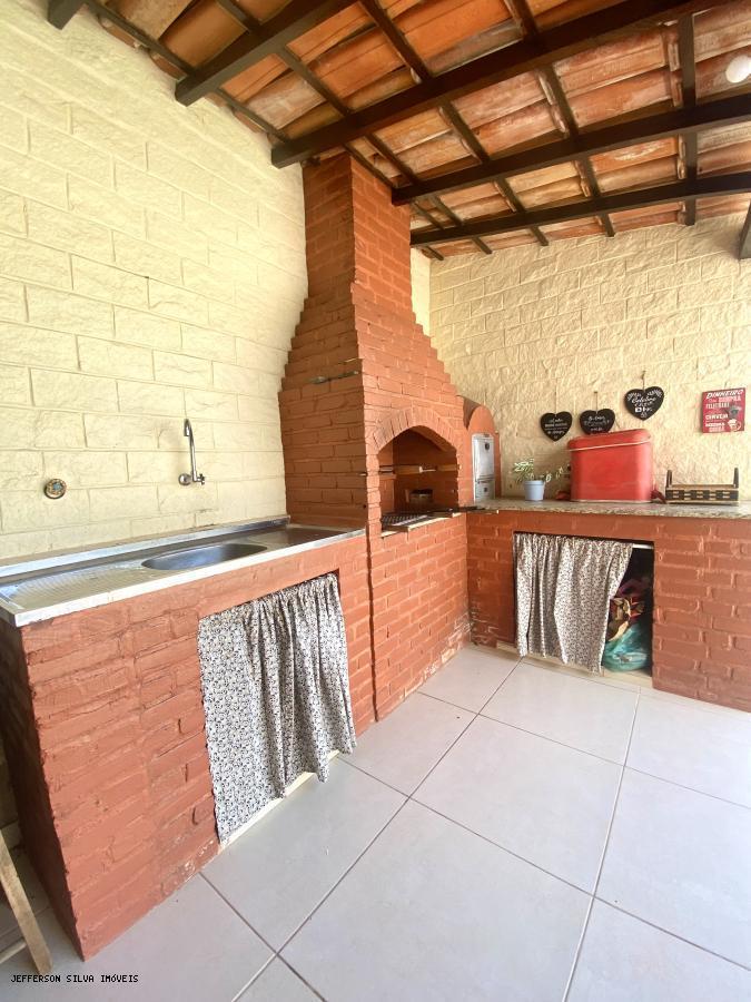 Casa de Condomínio à venda com 4 quartos, 272m² - Foto 25