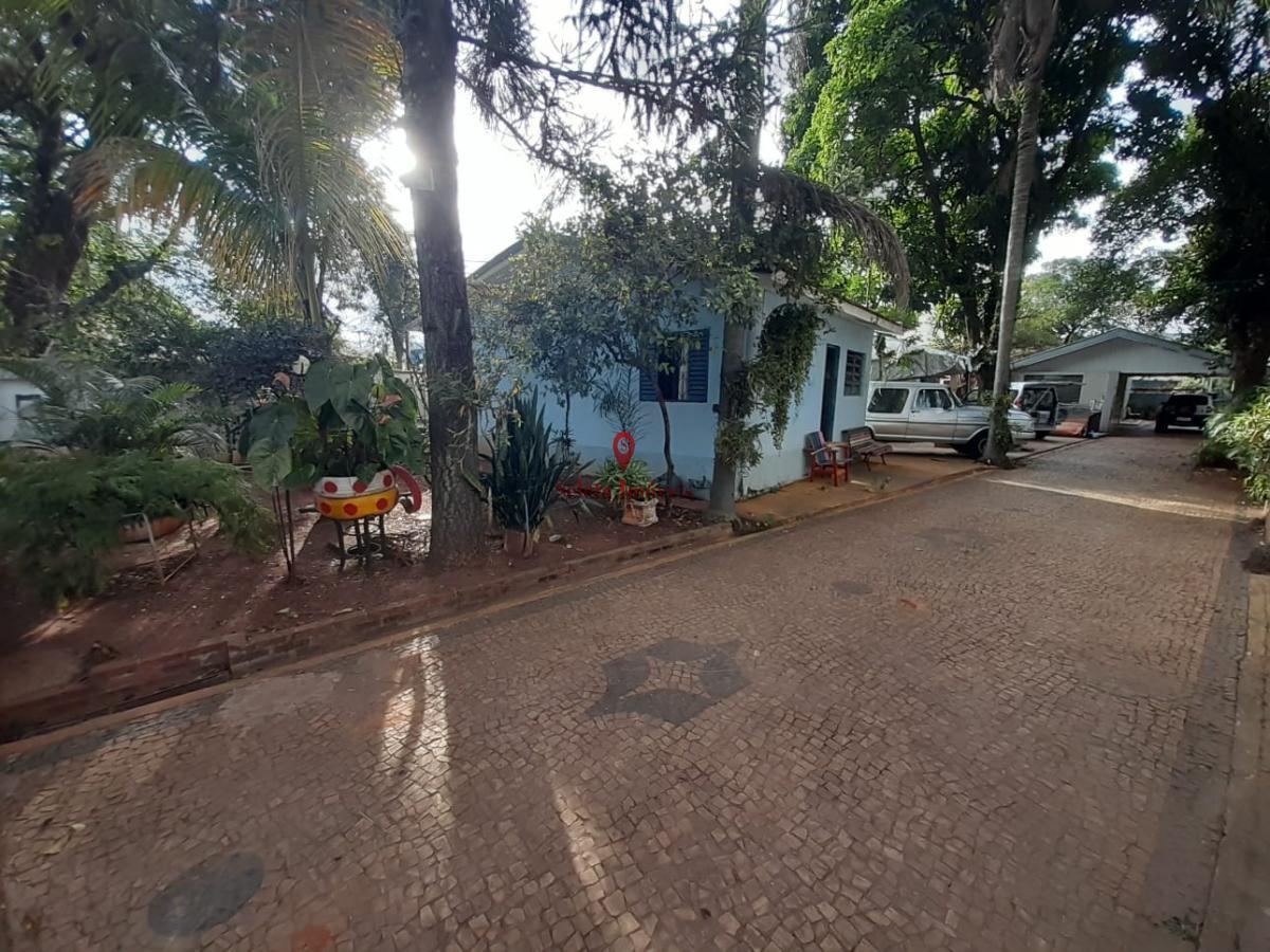 Fazenda à venda com 4 quartos, 1400m² - Foto 3