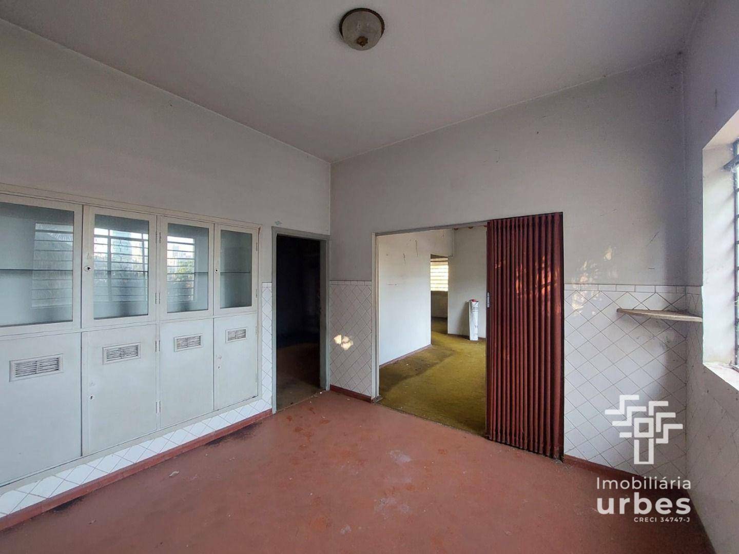 Casa para alugar com 2 quartos, 235m² - Foto 13