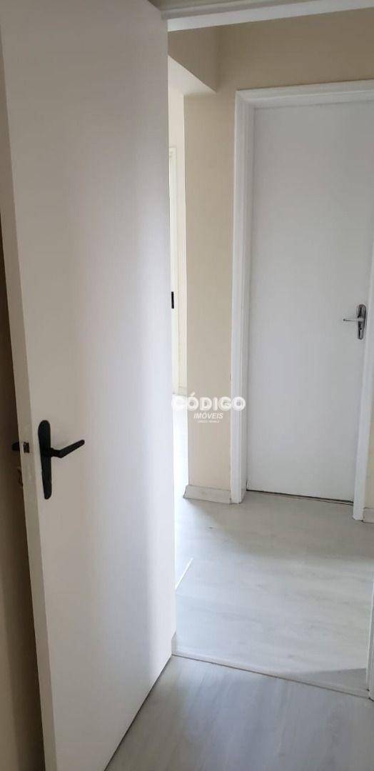 Apartamento à venda com 2 quartos, 75m² - Foto 4