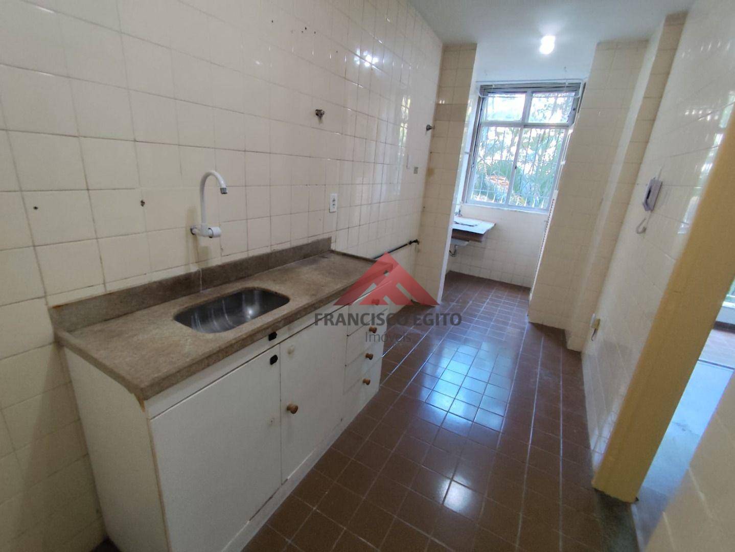 Apartamento para alugar com 2 quartos, 60m² - Foto 6