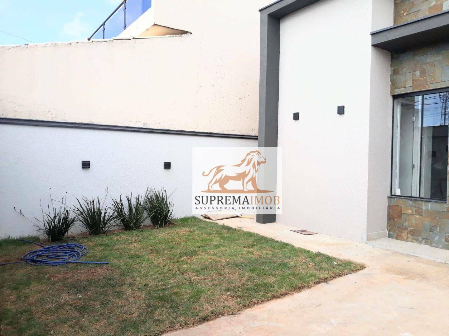 Casa à venda com 2 quartos, 59m² - Foto 2