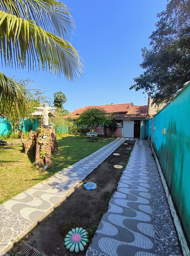 Casa à venda com 2 quartos, 360m² - Foto 1