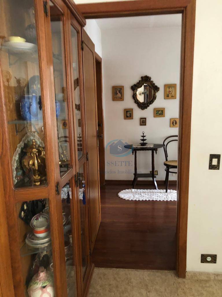 Apartamento à venda com 3 quartos, 135m² - Foto 6