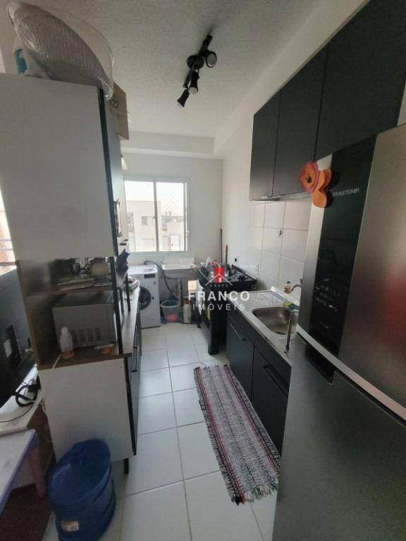 Apartamento à venda com 2 quartos, 48m² - Foto 4