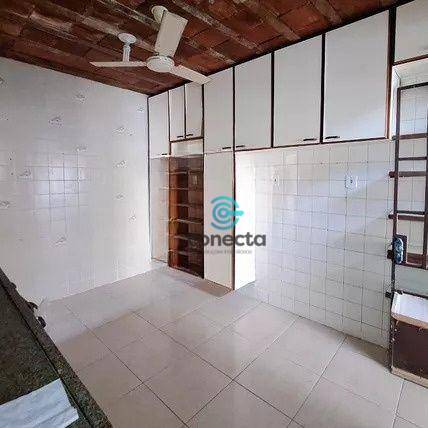 Casa à venda com 3 quartos, 720m² - Foto 25