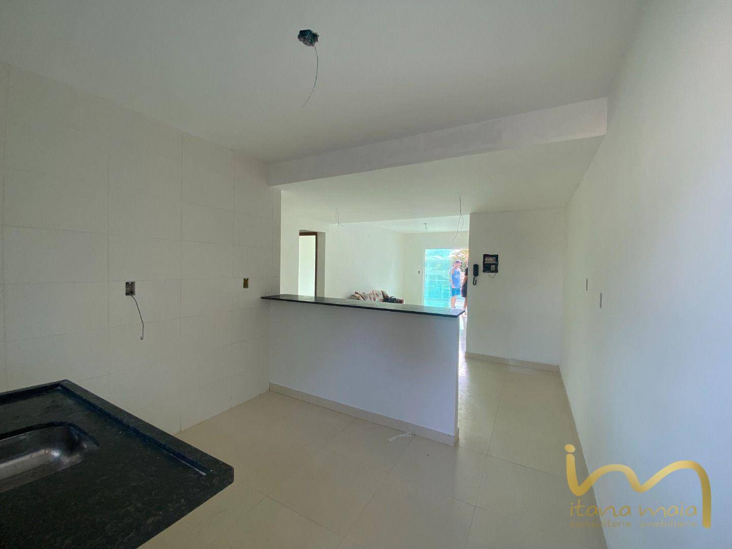 Apartamento à venda com 2 quartos, 75m² - Foto 4