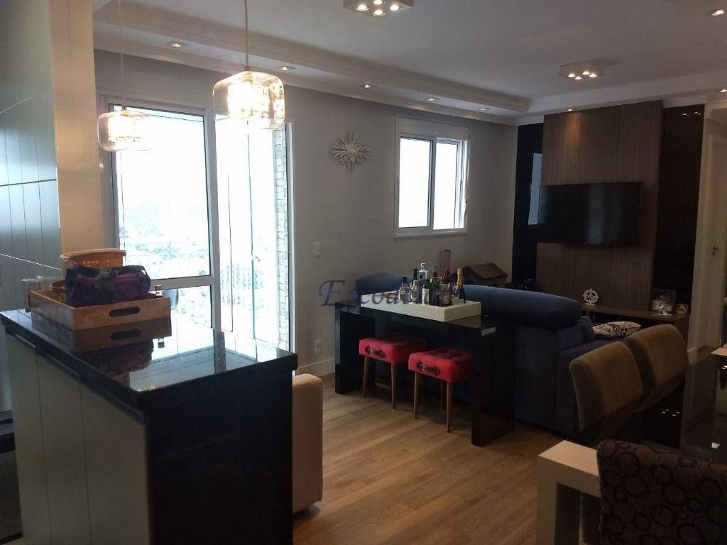 Apartamento à venda com 3 quartos, 70m² - Foto 2