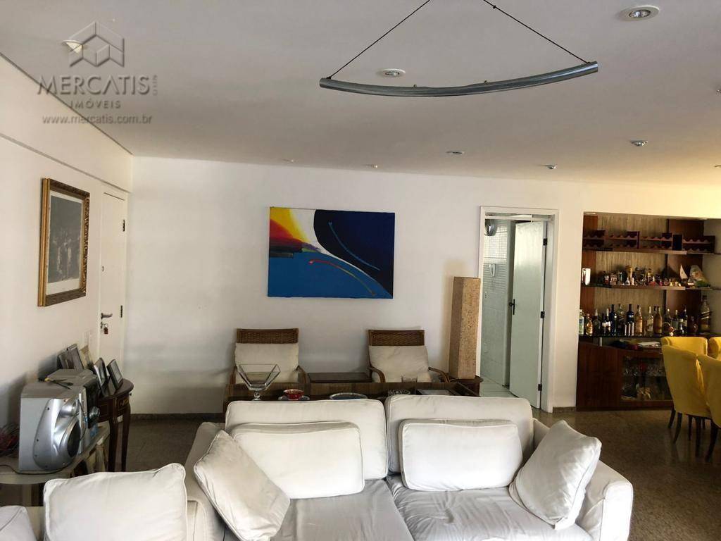 Apartamento à venda com 4 quartos, 215m² - Foto 5