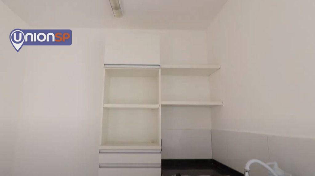 Apartamento à venda com 1 quarto, 30m² - Foto 13