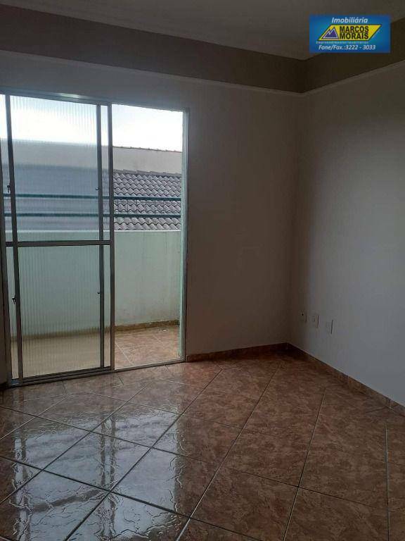 Apartamento à venda com 2 quartos, 85m² - Foto 5