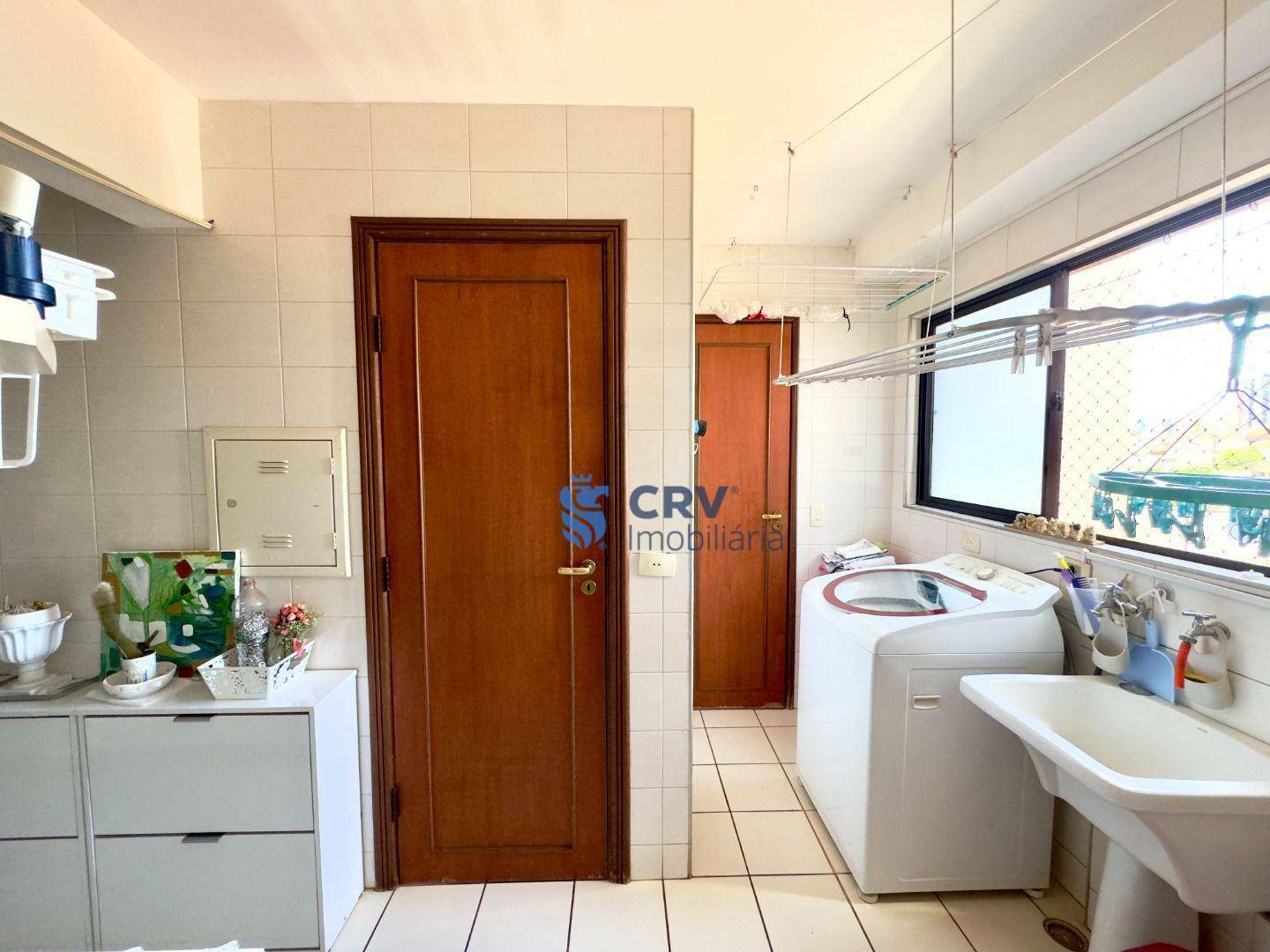 Apartamento à venda com 3 quartos, 121m² - Foto 10