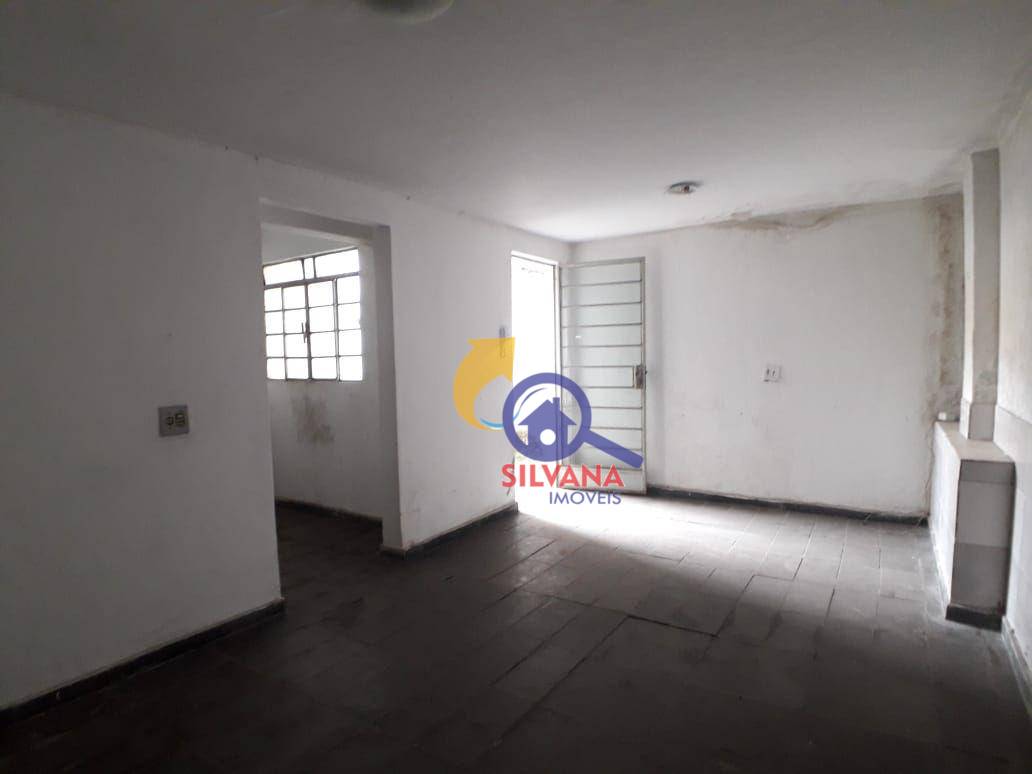 Casa à venda com 9 quartos, 450m² - Foto 9