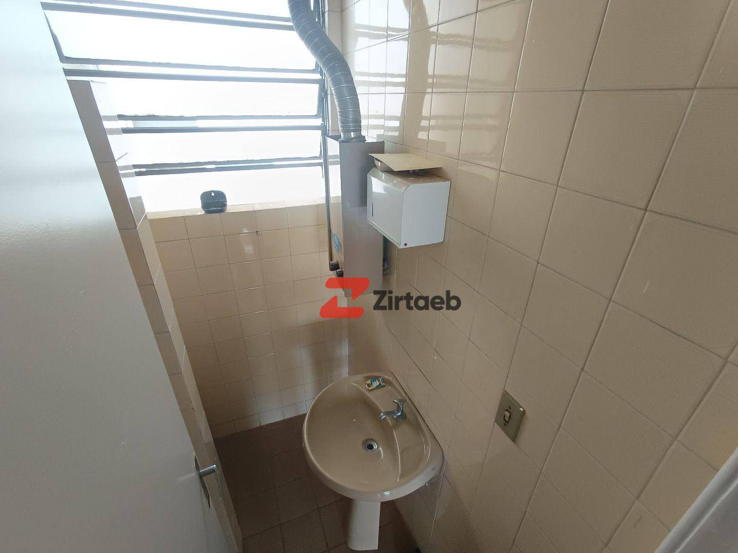 Apartamento para alugar com 2 quartos, 120m² - Foto 17