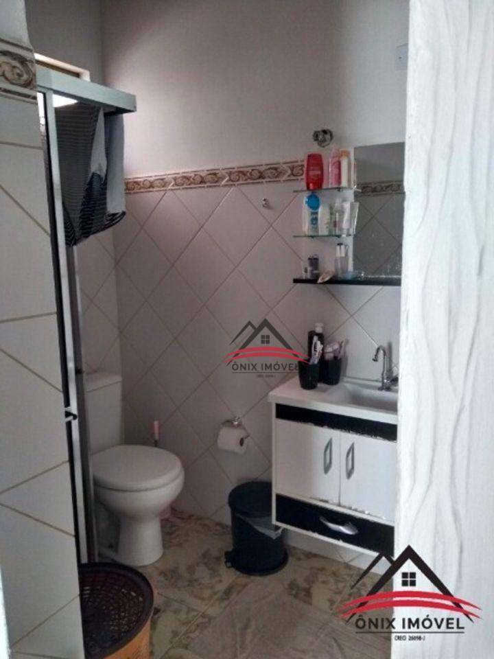 Casa à venda com 2 quartos, 135m² - Foto 9