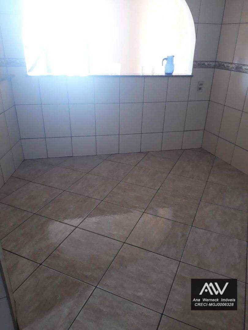 Casa à venda com 3 quartos, 100m² - Foto 14