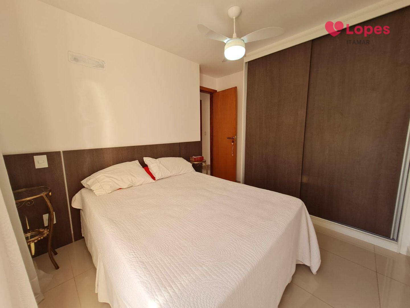 Apartamento à venda com 2 quartos, 70m² - Foto 6