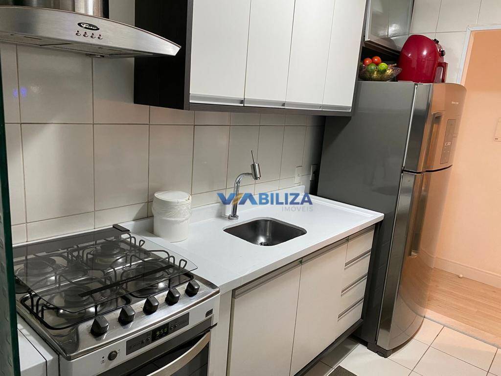 Apartamento à venda com 3 quartos, 72m² - Foto 6