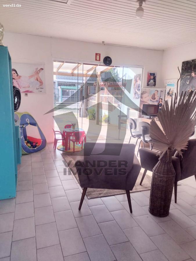 Casa à venda com 4 quartos, 300m² - Foto 5