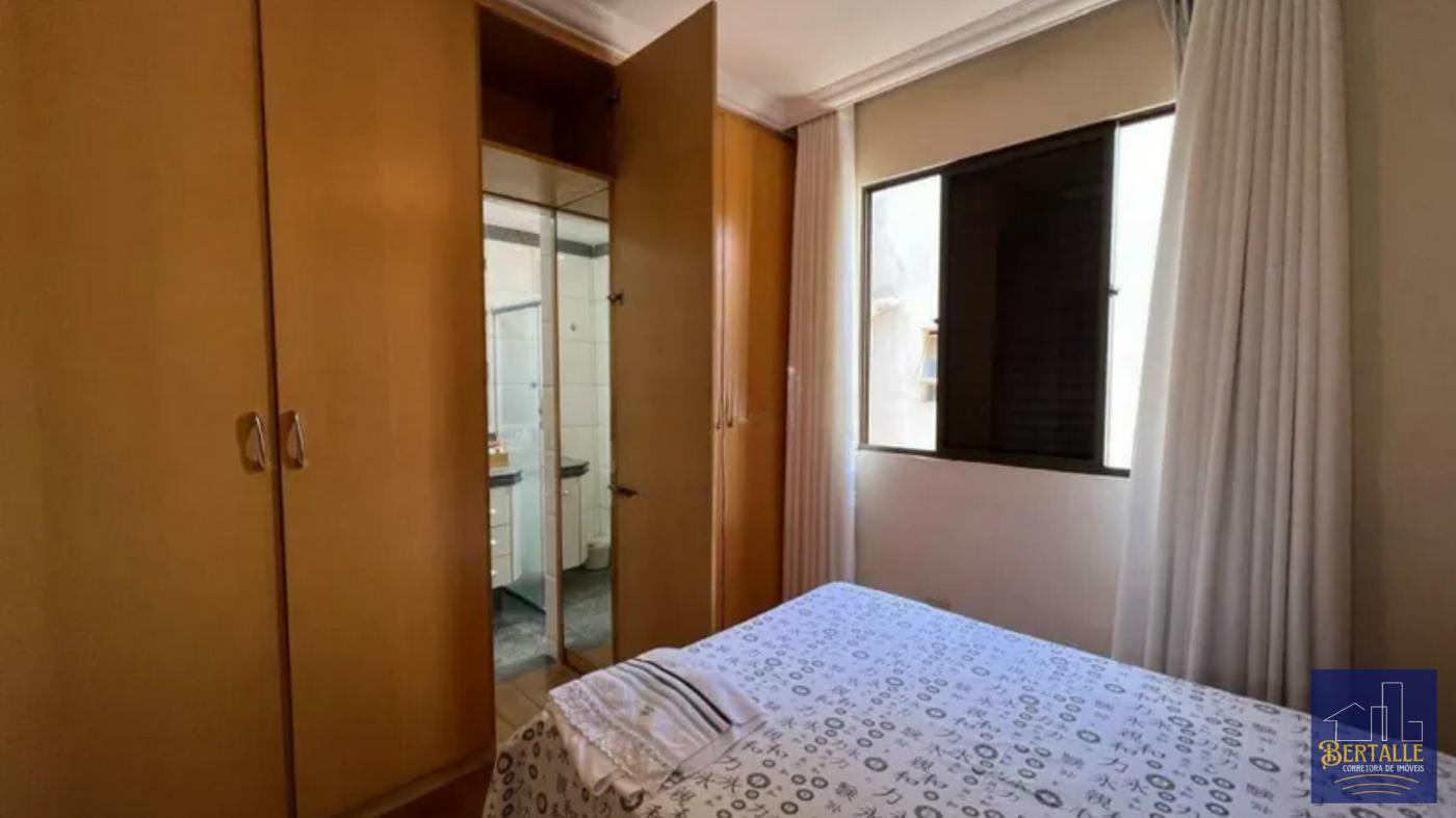 Apartamento à venda com 3 quartos, 105m² - Foto 9