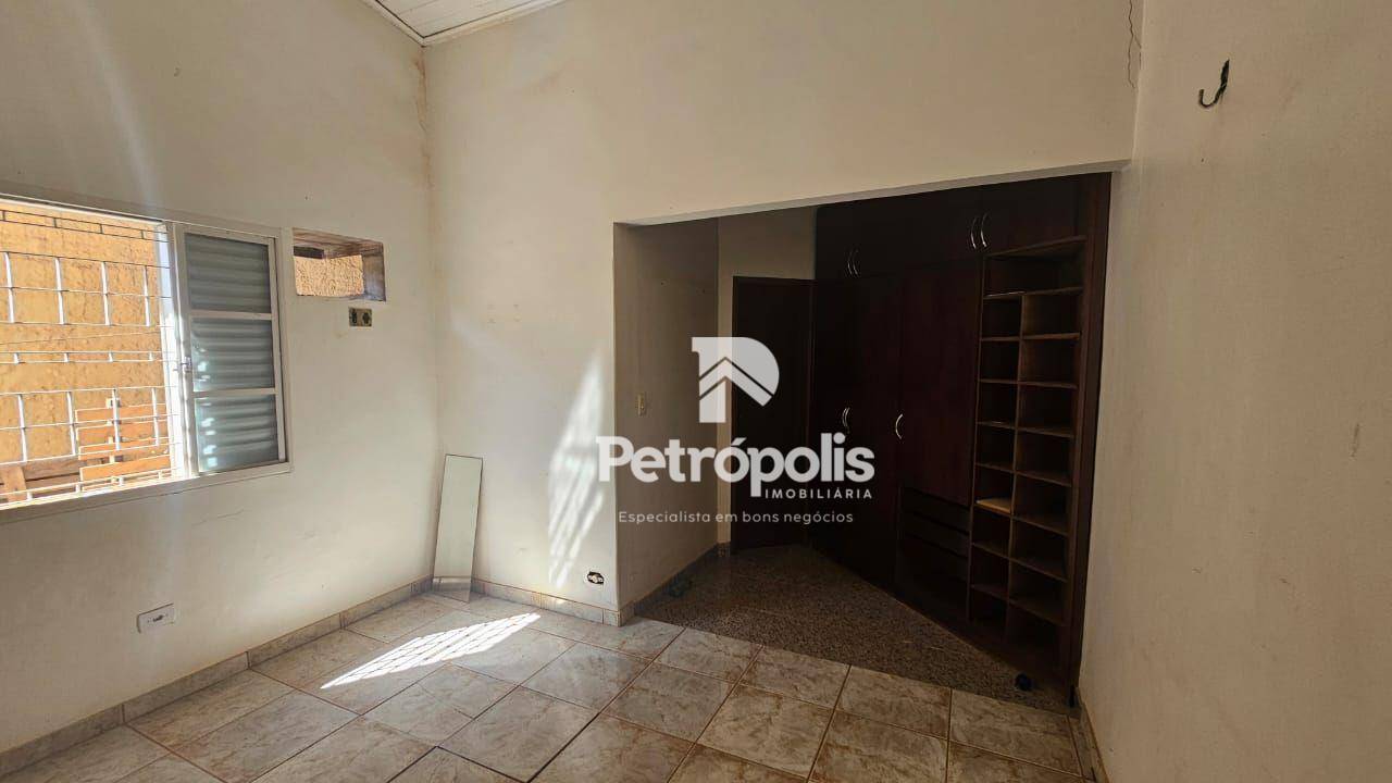 Casa à venda com 5 quartos, 350m² - Foto 6