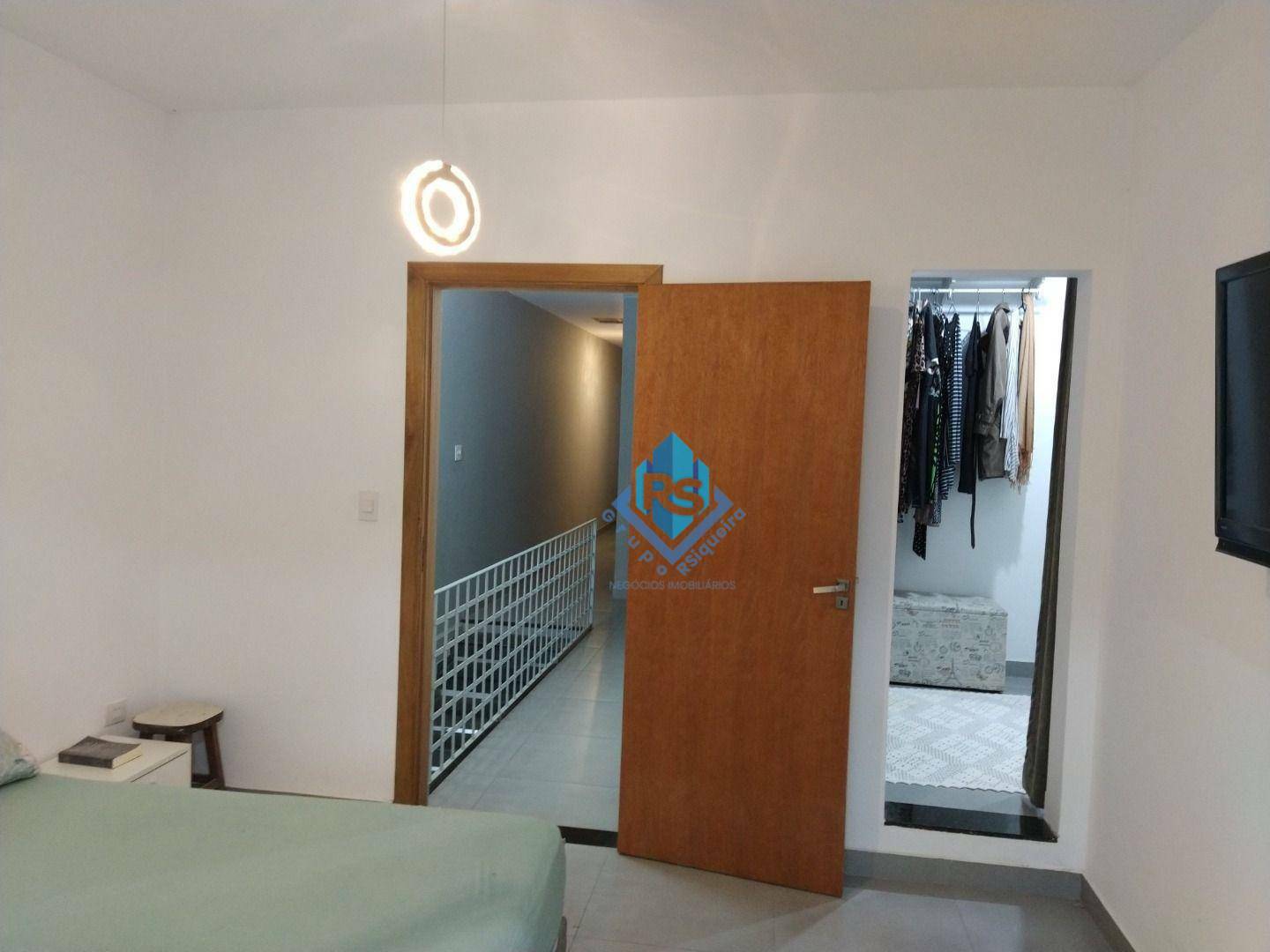 Sobrado à venda e aluguel com 5 quartos, 290m² - Foto 28