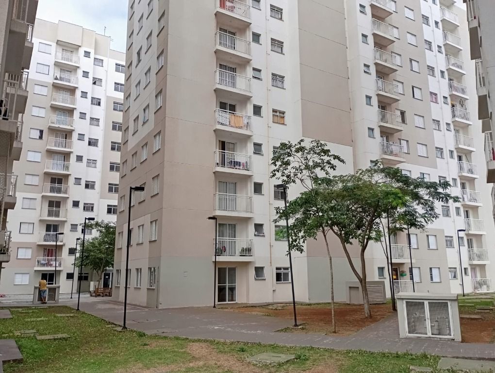 Apartamento à venda com 2 quartos, 42m² - Foto 28