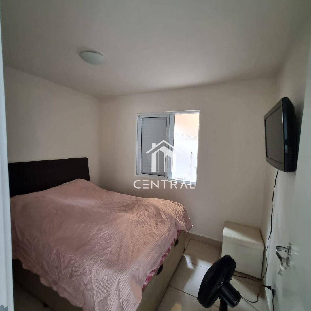 Casa à venda com 2 quartos, 70m² - Foto 11