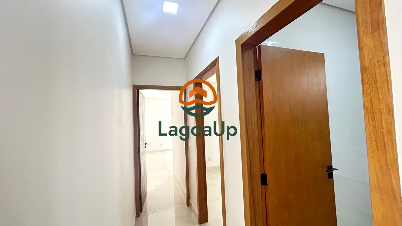 Casa à venda com 4 quartos, 132m² - Foto 9
