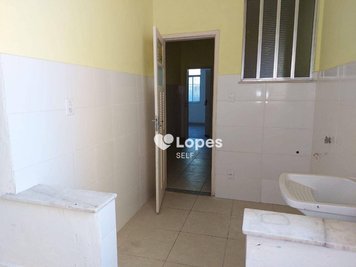 Apartamento à venda com 2 quartos, 70m² - Foto 10