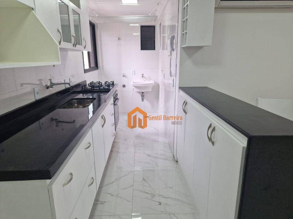 Apartamento à venda com 2 quartos, 64m² - Foto 5