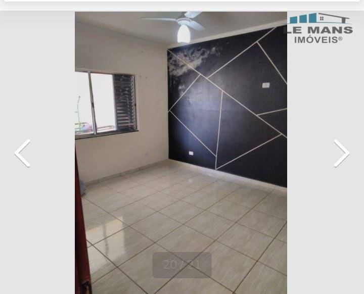 Casa à venda com 2 quartos, 210m² - Foto 2