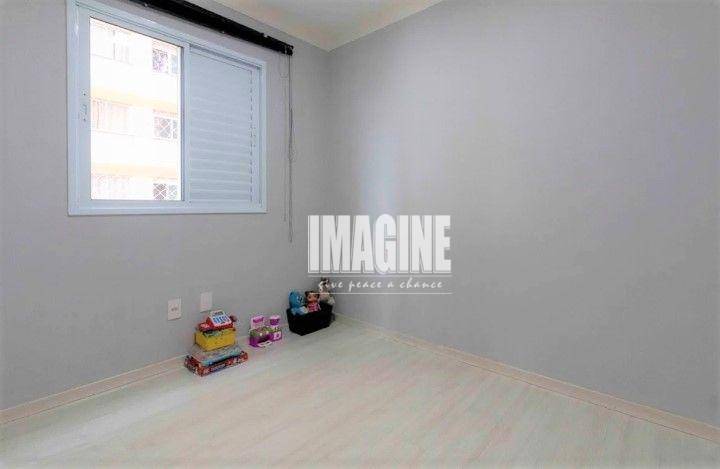 Apartamento à venda com 2 quartos, 45m² - Foto 12