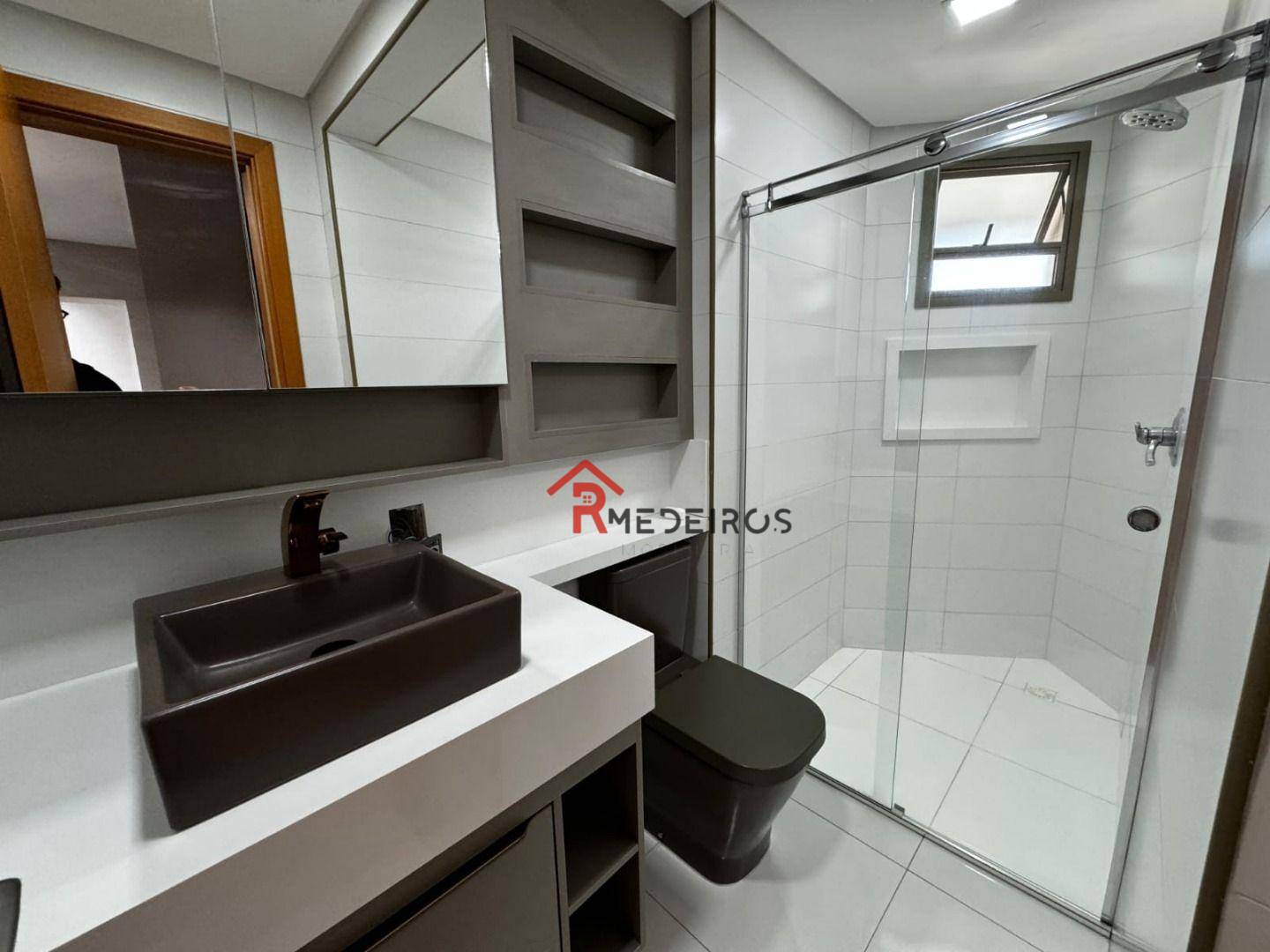 Apartamento à venda com 3 quartos, 183m² - Foto 52