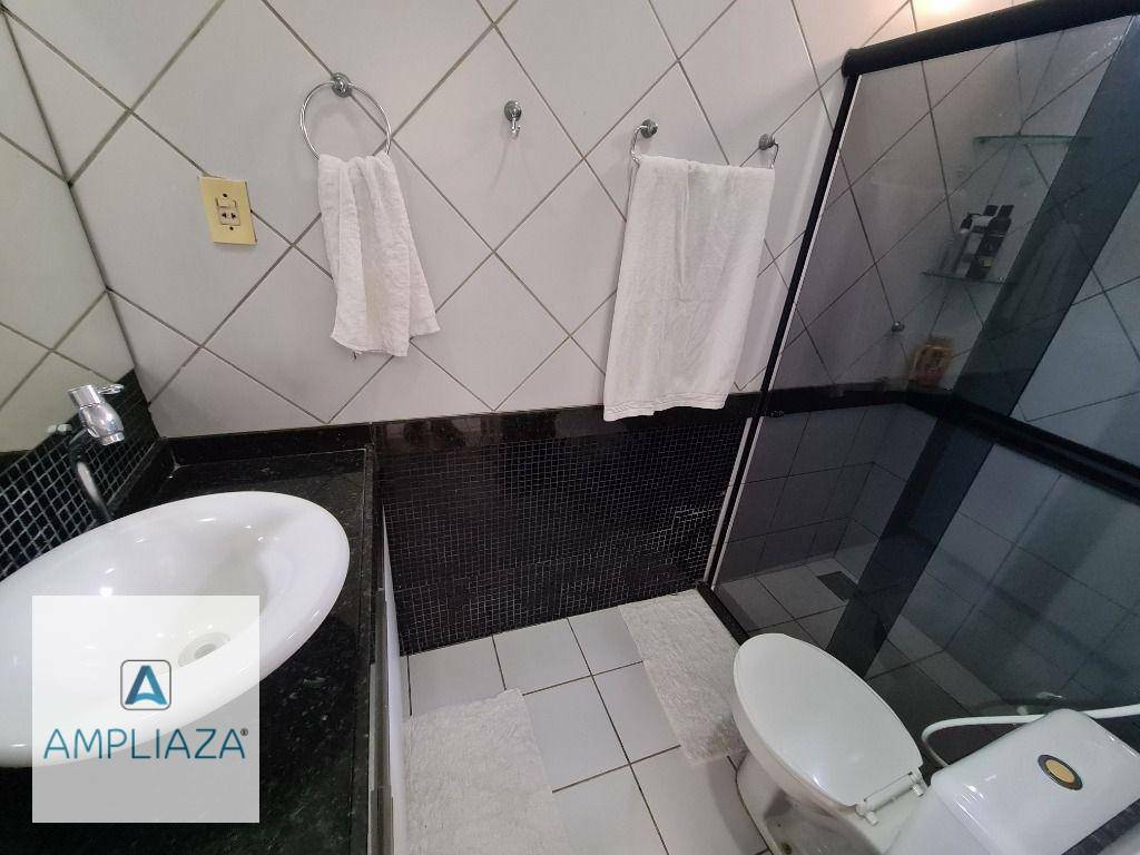 Casa à venda com 4 quartos, 280m² - Foto 19