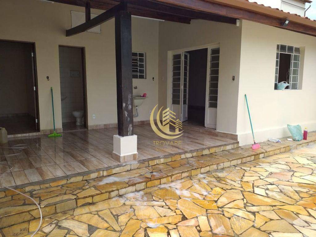 Casa à venda com 1 quarto, 100m² - Foto 8