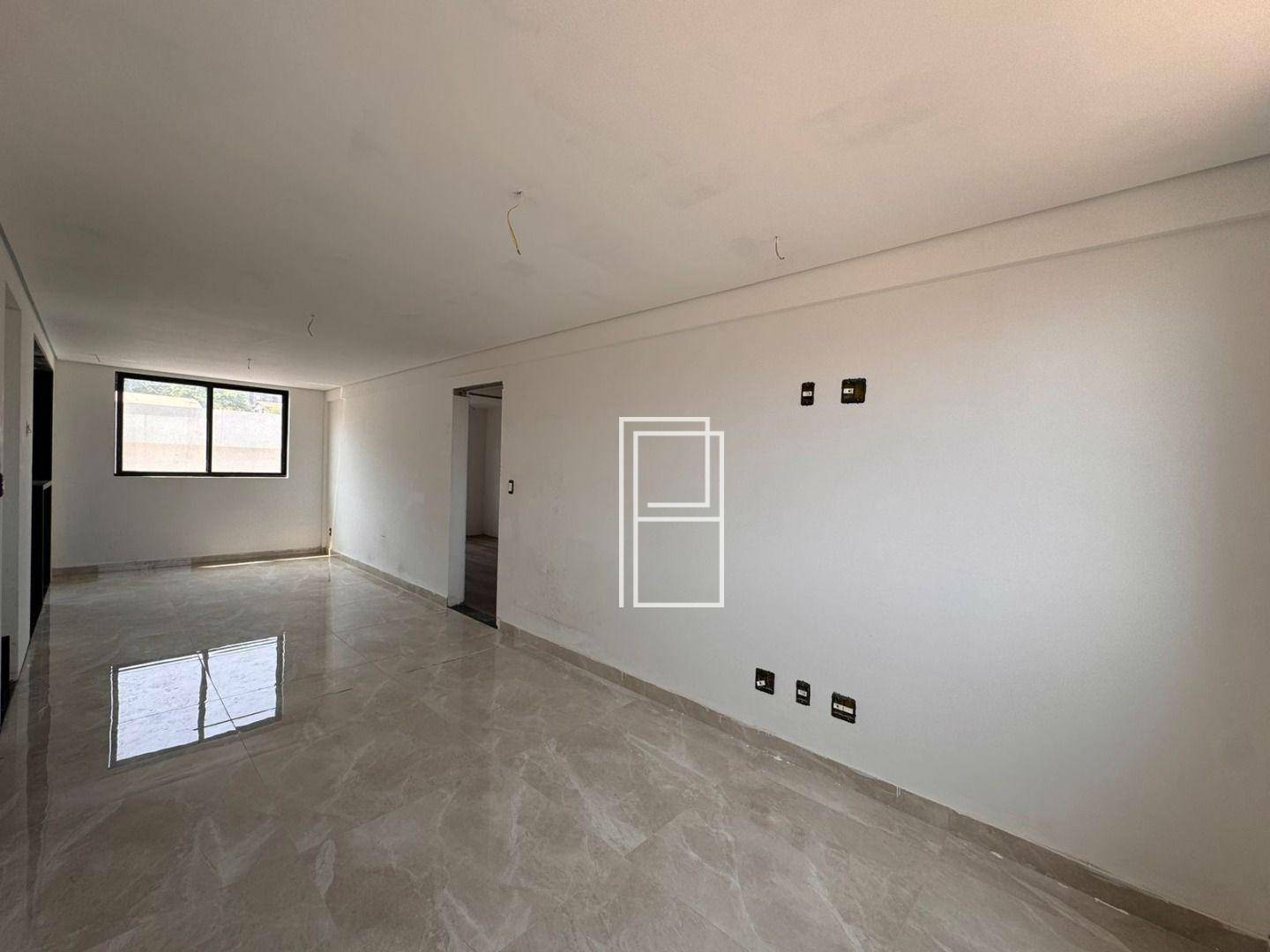 Apartamento à venda com 3 quartos, 85m² - Foto 1