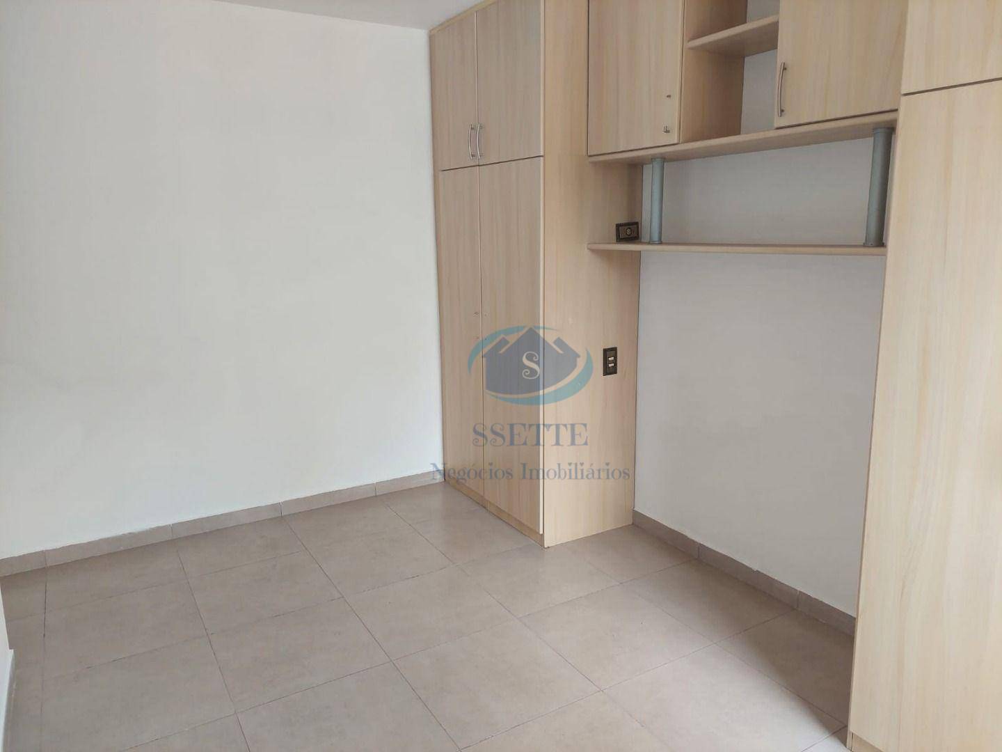 Apartamento para alugar com 2 quartos, 55m² - Foto 2