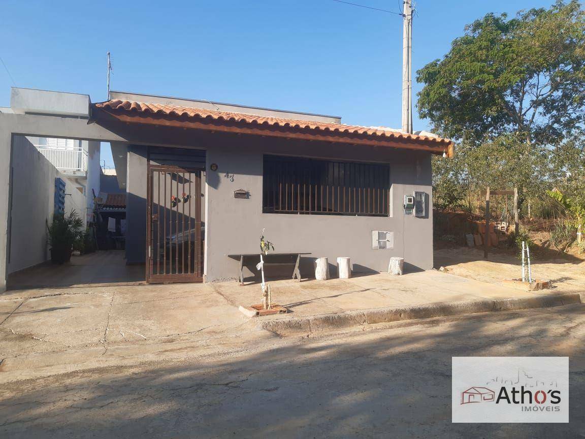 Casa à venda com 2 quartos, 124m² - Foto 1