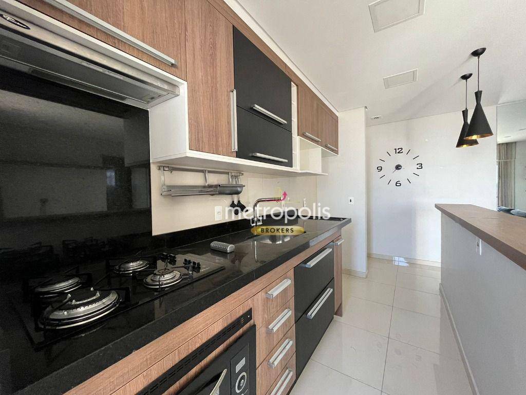 Apartamento para alugar com 2 quartos, 65m² - Foto 9