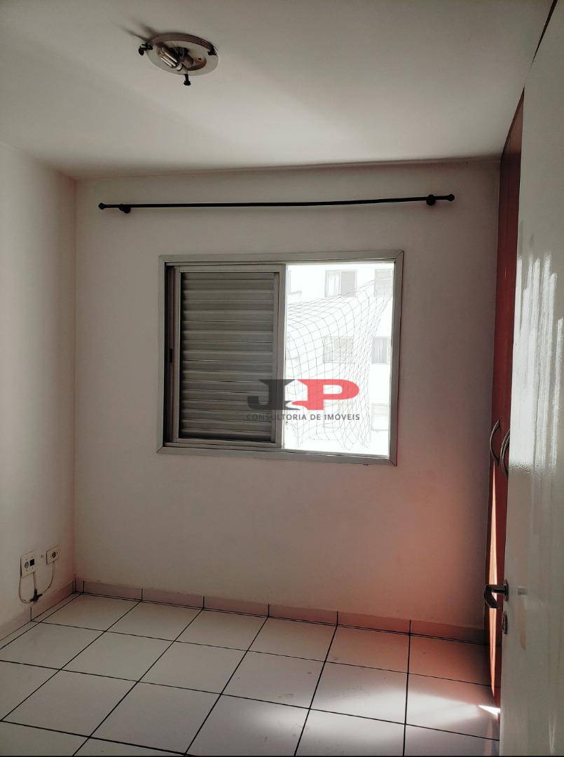 Apartamento à venda com 3 quartos, 82m² - Foto 15